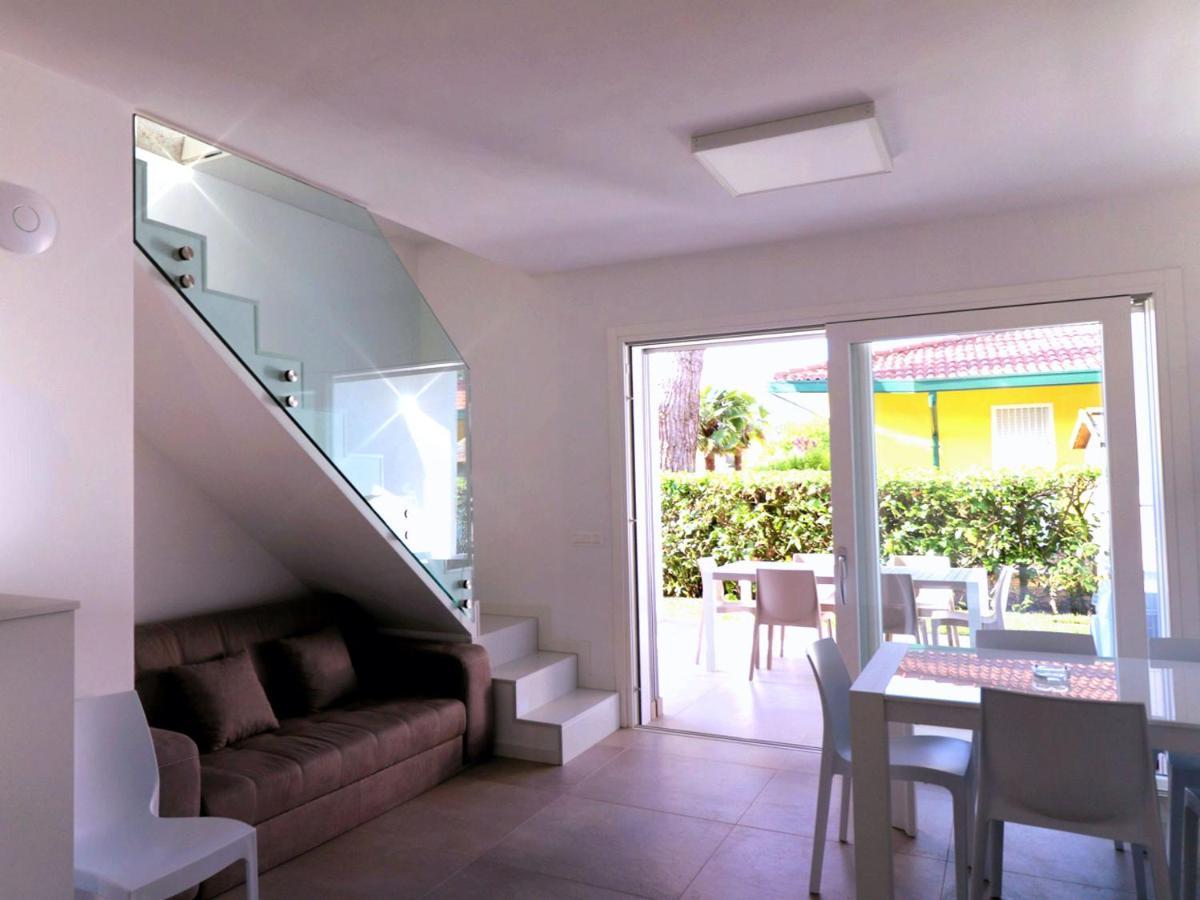 Stunning With Private Garden - Beahost